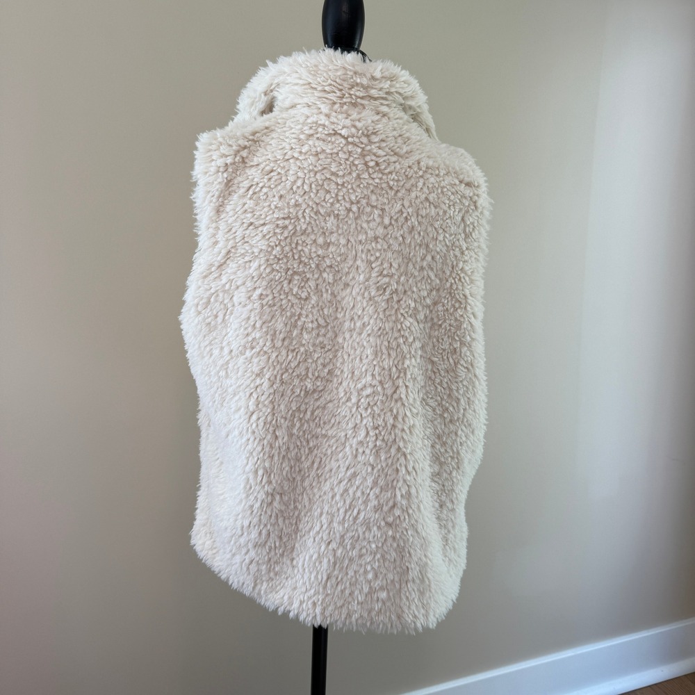 Anne French Women's White Faux Fur Size L - Picture 2 of 6
